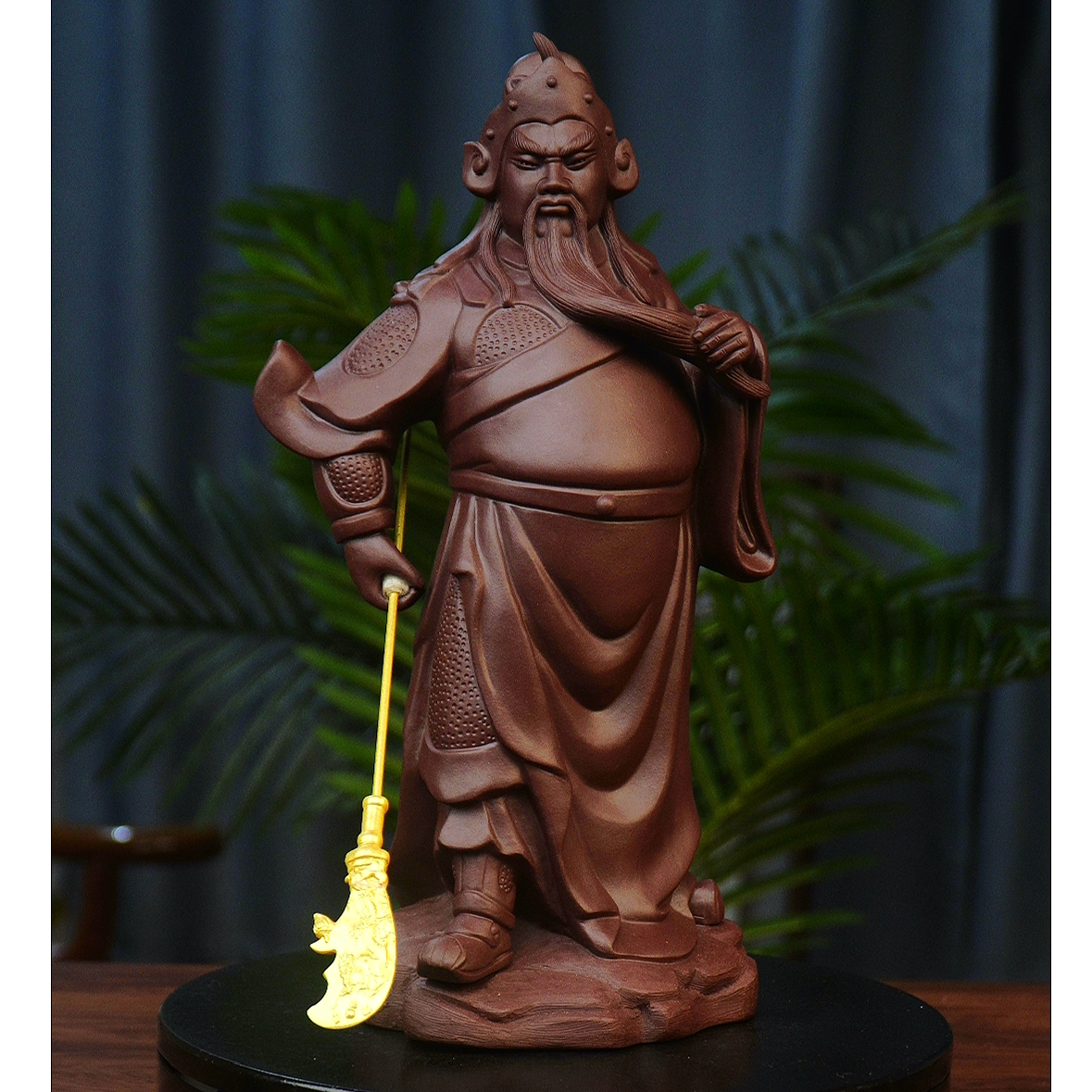 关公带刀 宜兴紫砂泥塑