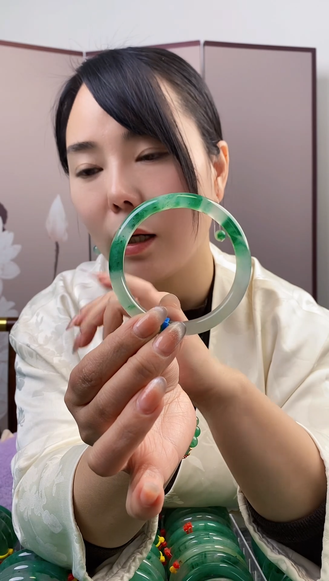 【闪购商品】石英质玉手镯未镶嵌62