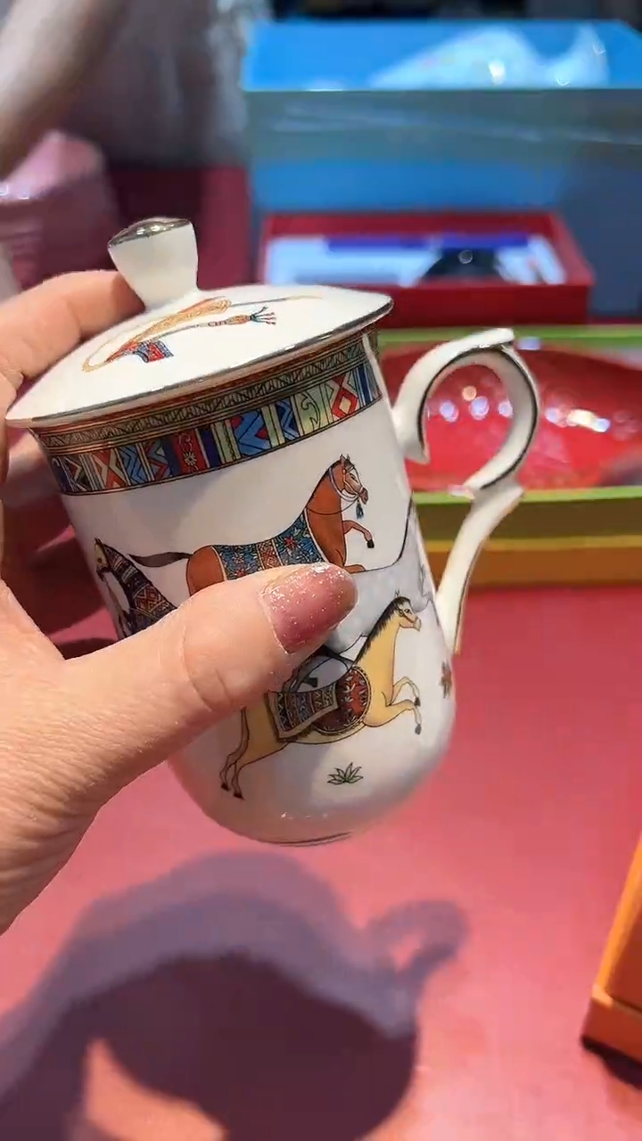 【闪购商品】瓷片锅碗瓢盆一件不剩