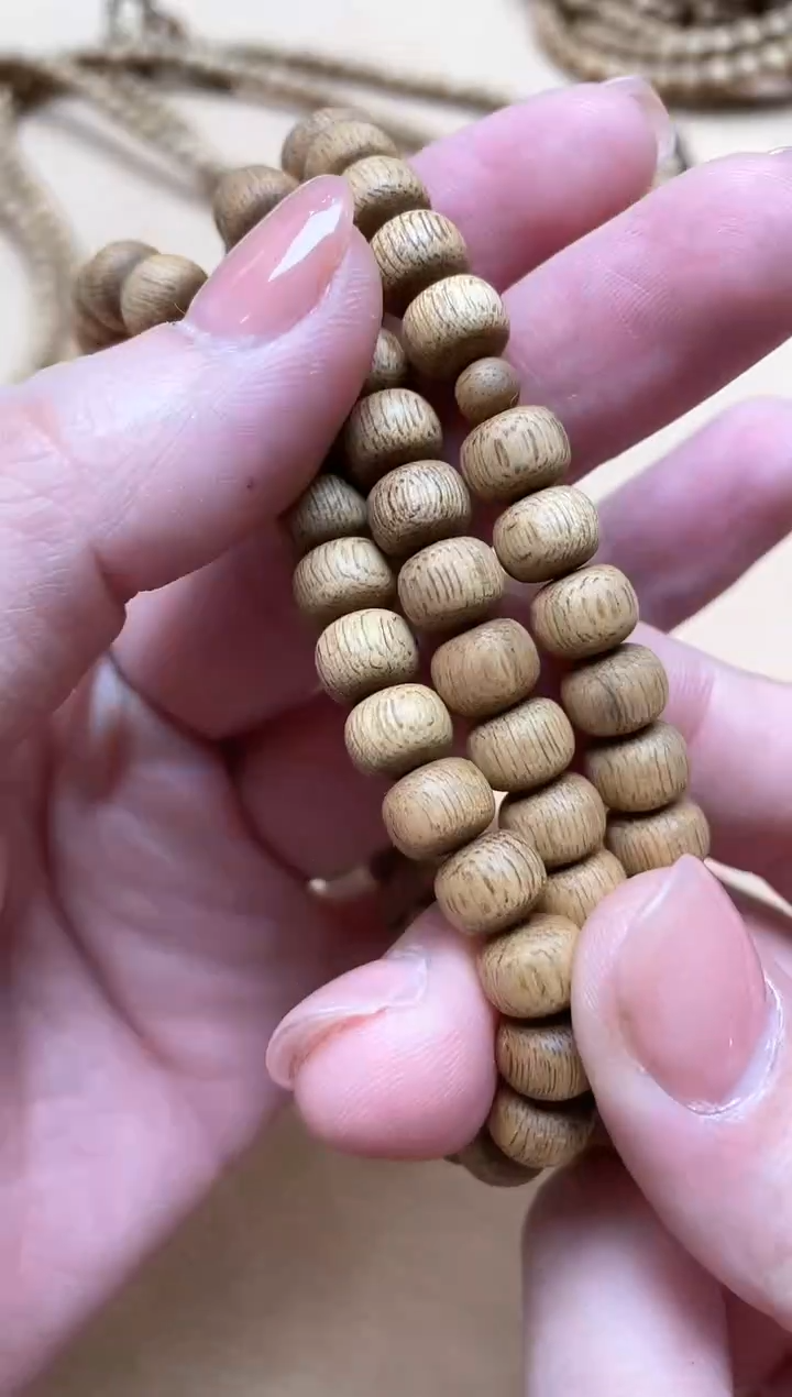 【闪购商品】沉香手串菩萨棋6*8老型多圈多样性发其一
