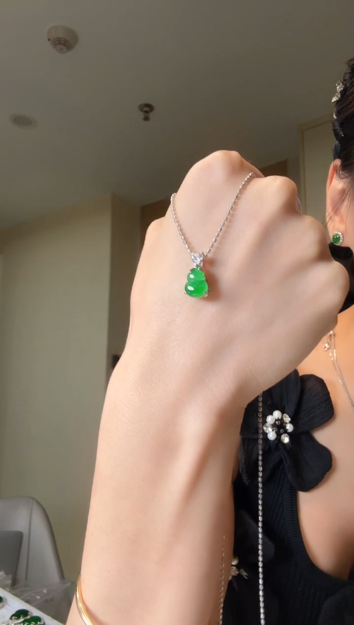 翡翠银S925镶嵌吊坠(不含链)天然翡翠吊坠