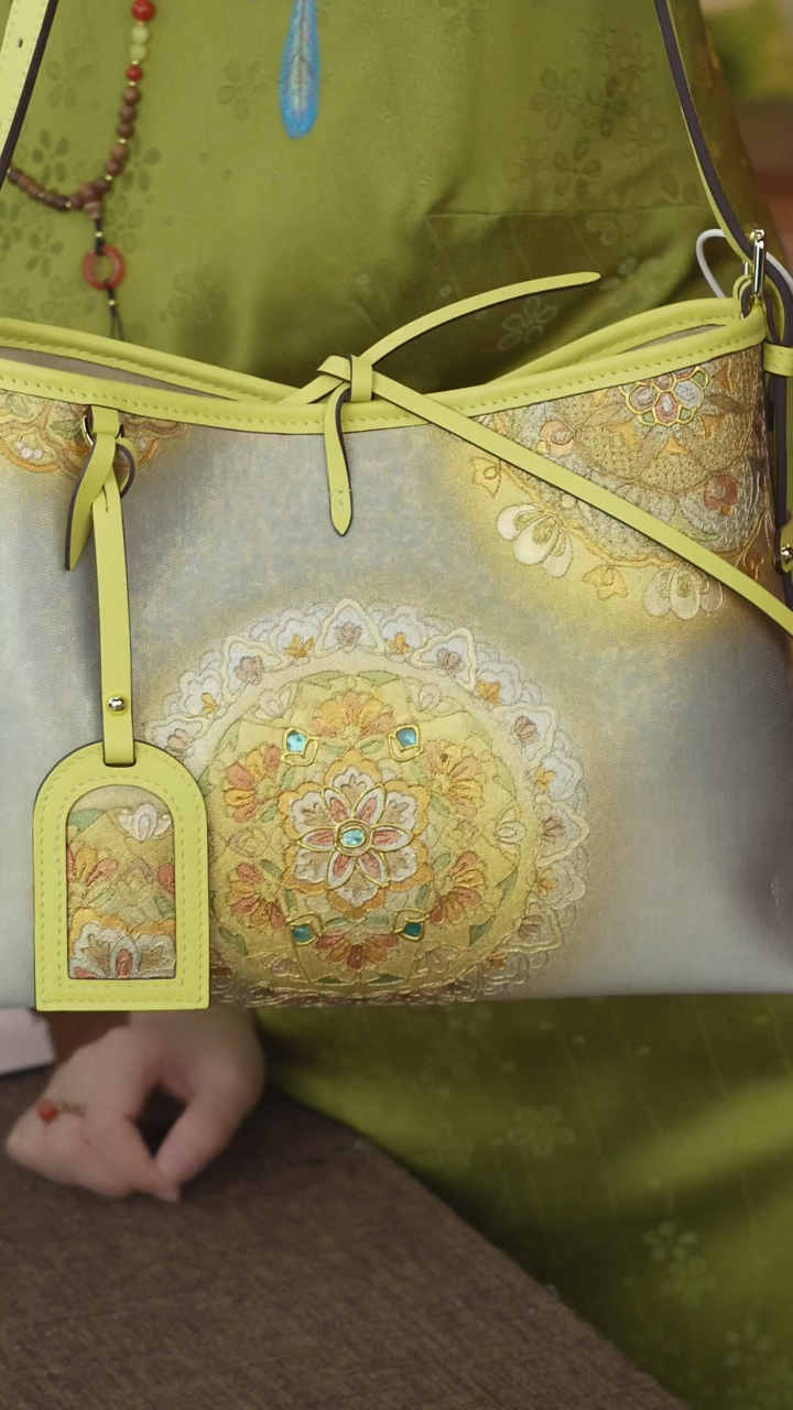 刺绣老绣重工款包包