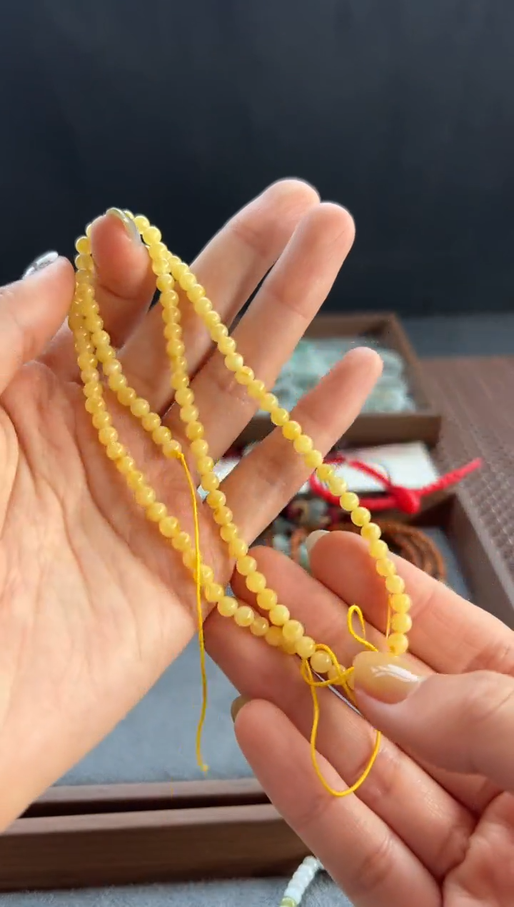 【闪购商品】蜜蜡手串未镶嵌406买断