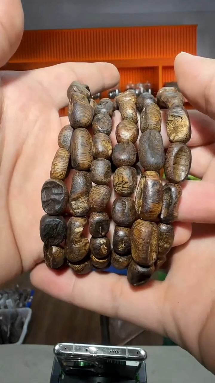 沉香手串51号随行瘤疤多样性发一