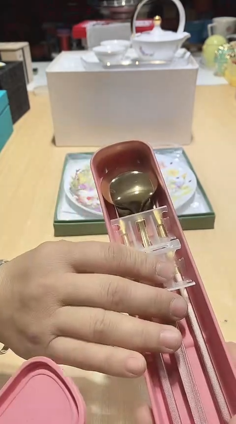 瓷片生活的本意就是开心@@1
