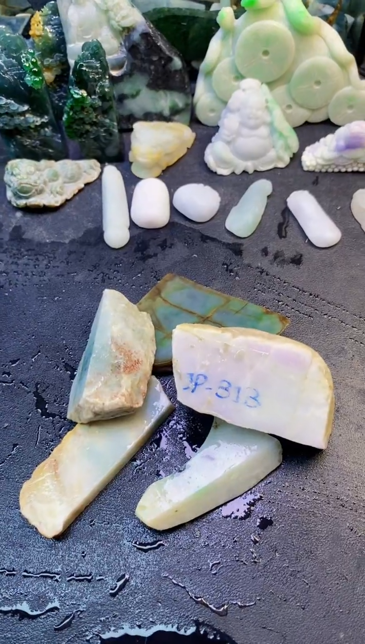 翡翠挂件未镶嵌天然翡翠018