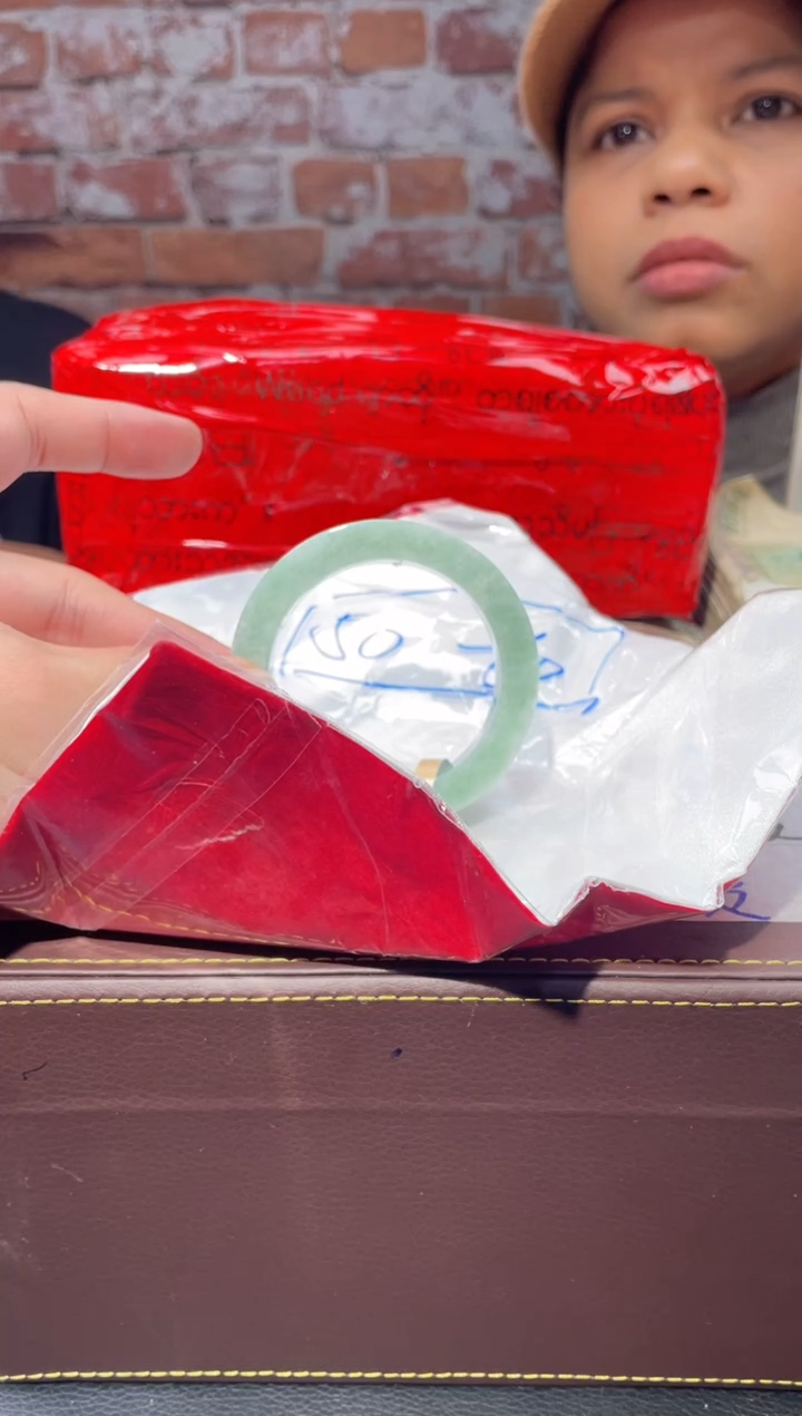 【闪购商品】定制翡翠手镯未镶嵌发一件/DDI01934