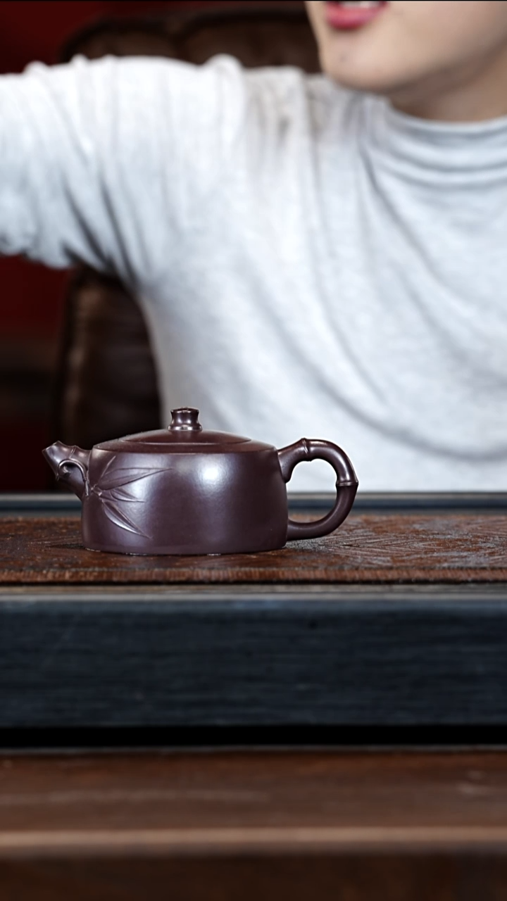 宜兴紫砂WJ 黑墩头 竹节井栏 