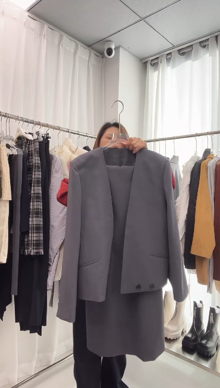 编号010 内里 短句 吊带裙S码  福福已开价