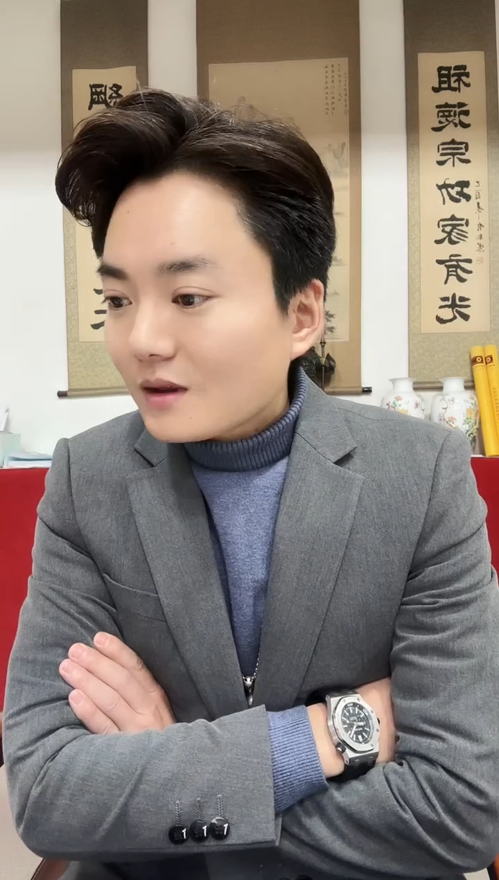 1    蓝精灵    