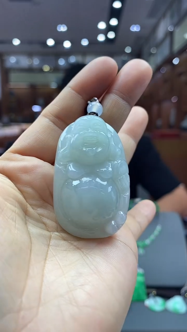 颈饰未镶嵌翡翠佛公