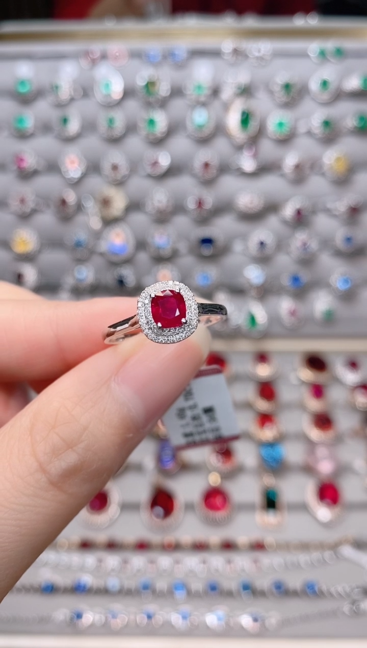 【闪购商品】红宝石18K金戒指18K金镶嵌1