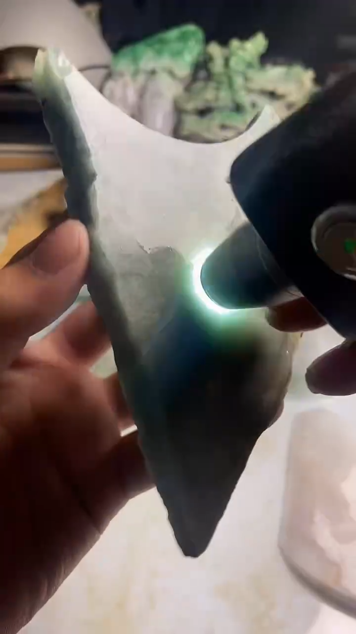 翡翠未镶嵌颈饰天然翡翠