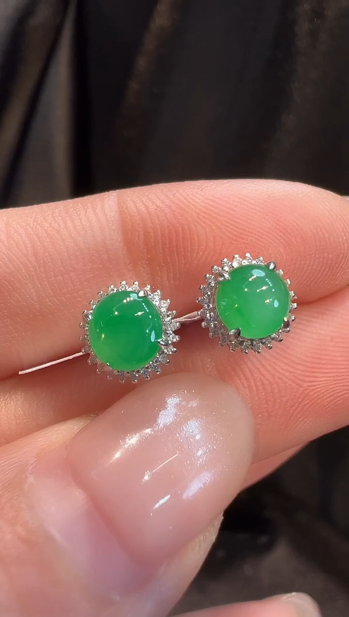 18K金镶嵌翡翠耳饰AL6