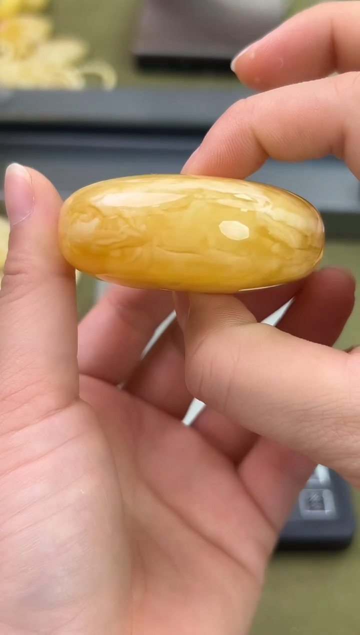 裸石琥珀未镶嵌琥珀蜜蜡吊坠