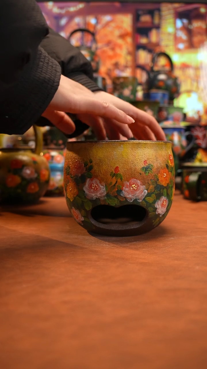 油画    釉下彩  炉子