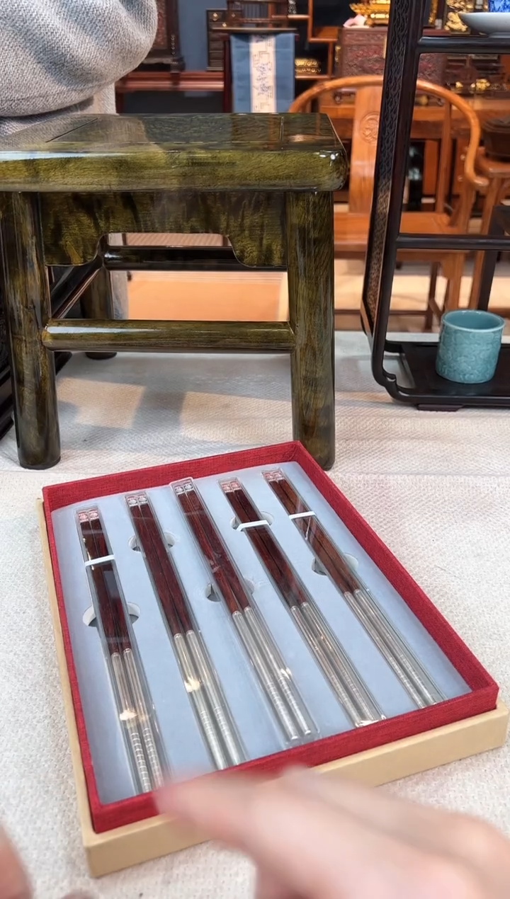 【闪购商品】红酸枝木类家具银筷子