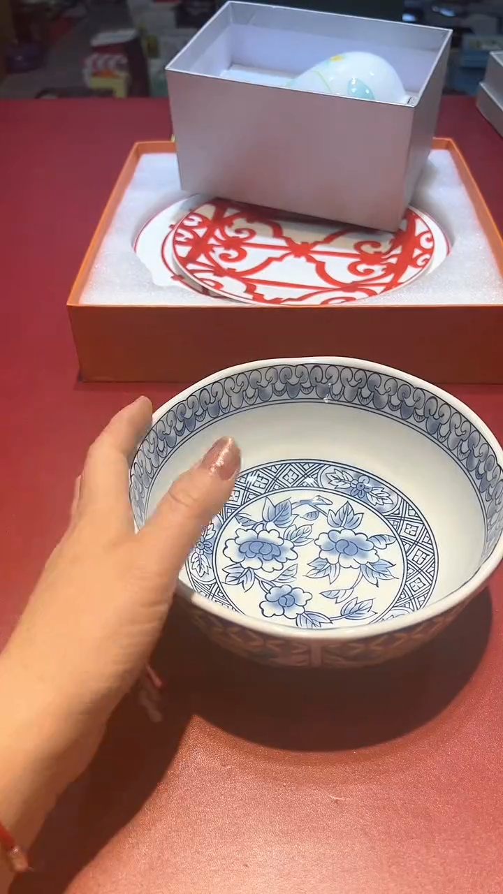 【闪购商品】瓷片锅碗瓢盆一件不剩
