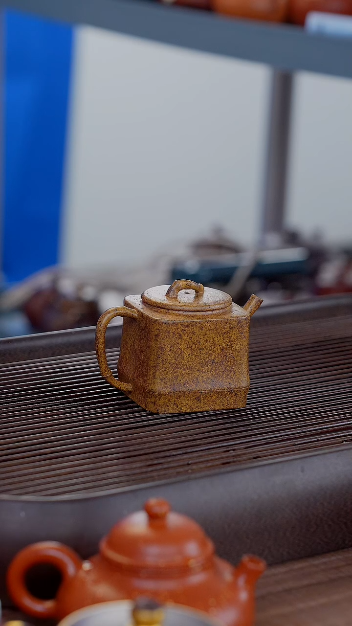 【闪购商品】紫砂茶壶黄段柴烧四方