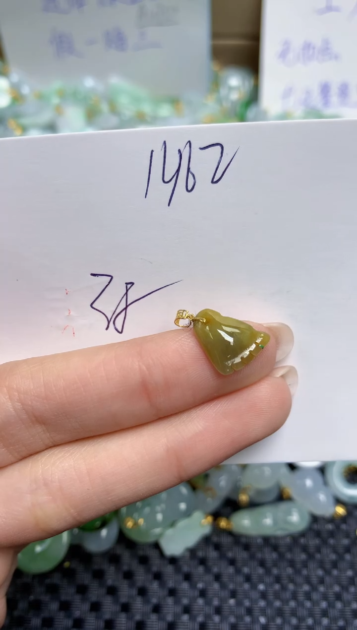 【闪购商品】翡翠颈饰18K金镶嵌天然缅甸A货翡翠