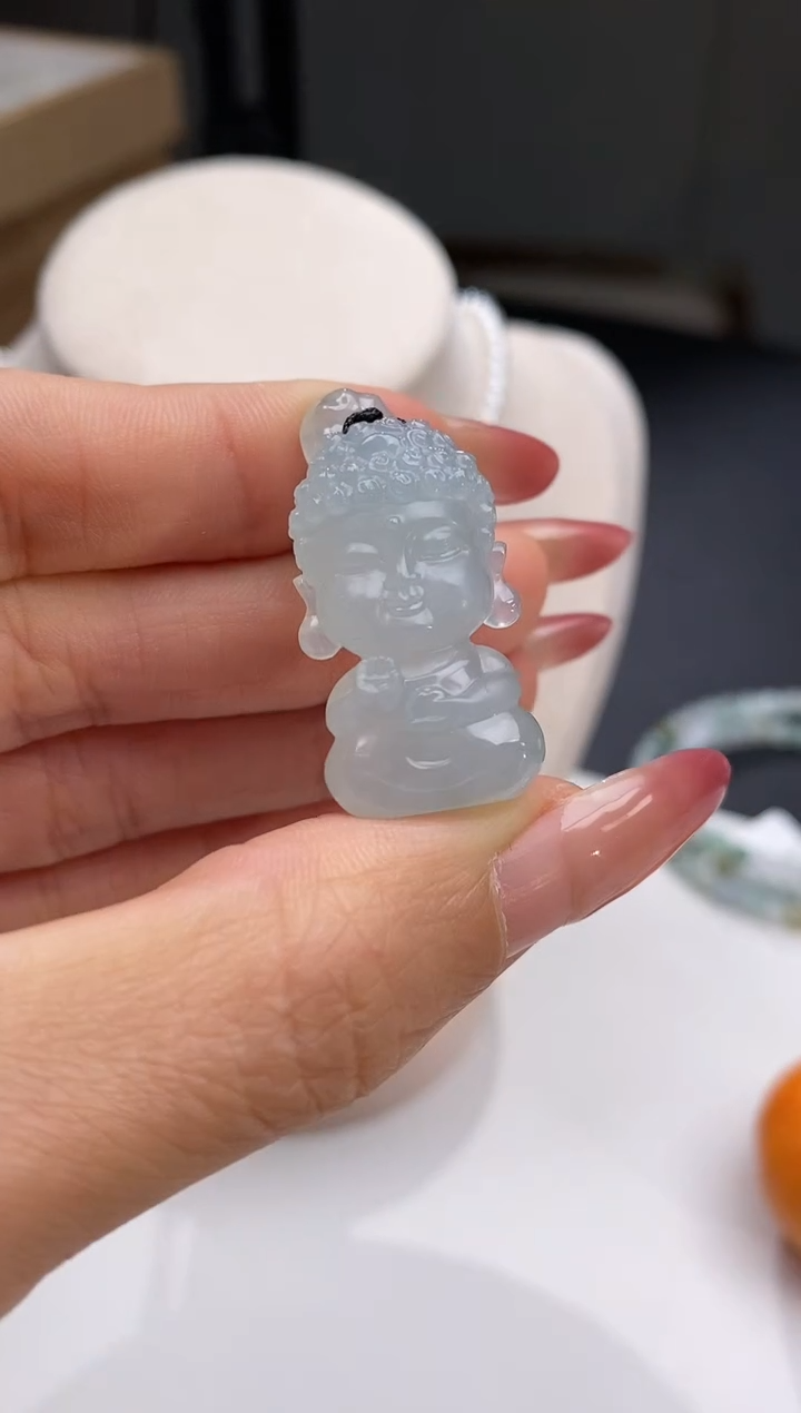 【闪购商品】翡翠颈饰未镶嵌宝宝佛