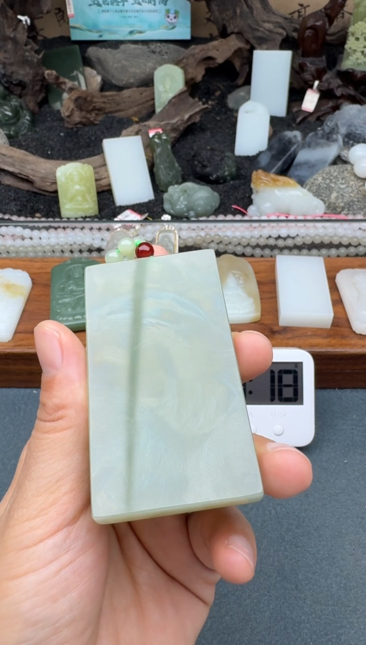 和田玉未镶嵌颈饰2