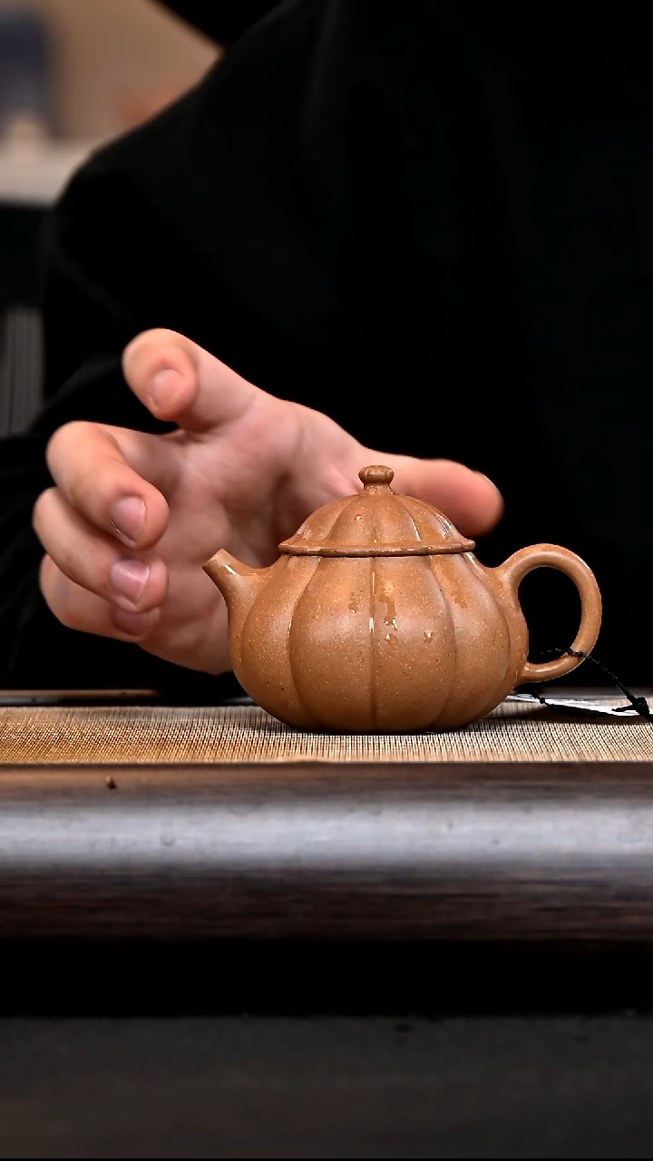 【闪购商品】紫砂茶壶JM-JST16207 番瓜 黄降坡