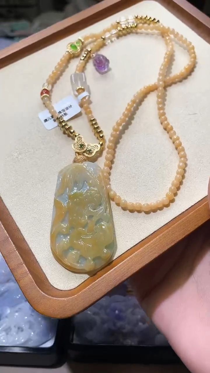 【闪购商品】翡翠颈饰未镶嵌吊坠