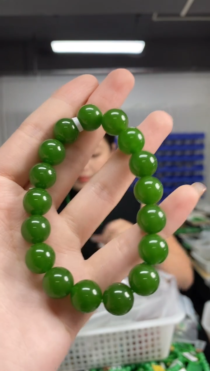 未镶嵌手链和田玉闪购链接  多样性发其一颜色微差