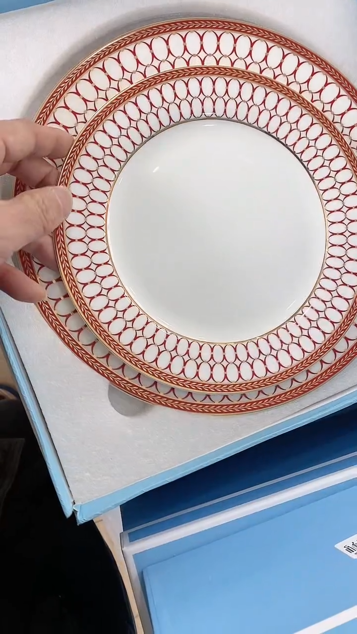 瓷片锅碗瓢盆一件不留@@1