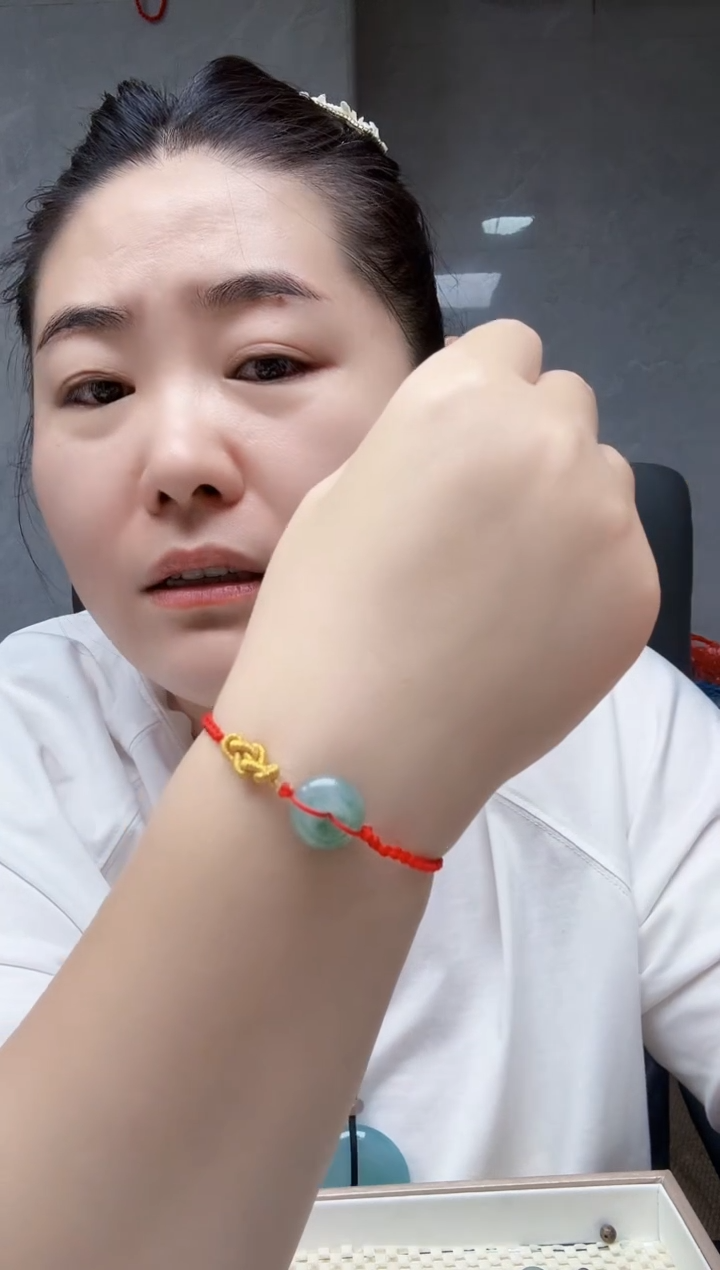 颈饰未镶嵌翡翠翡翠平安扣红手绳