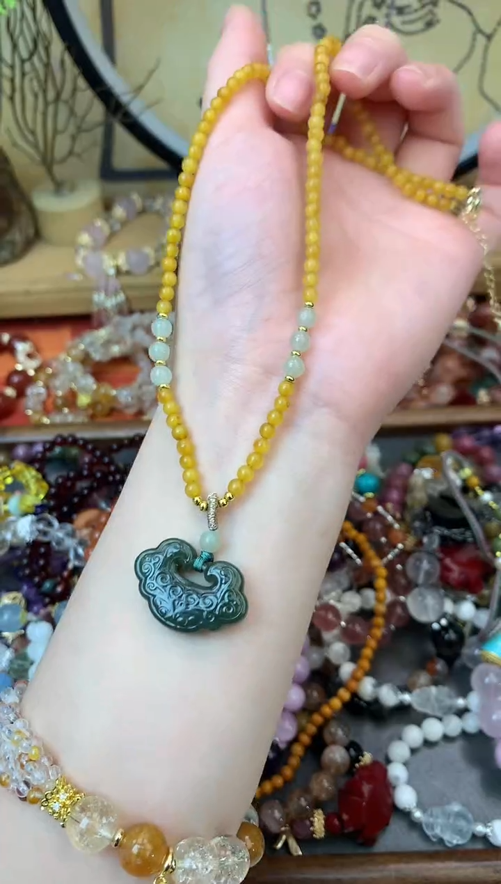 【闪购商品】蜜蜡颈饰未镶嵌295手串