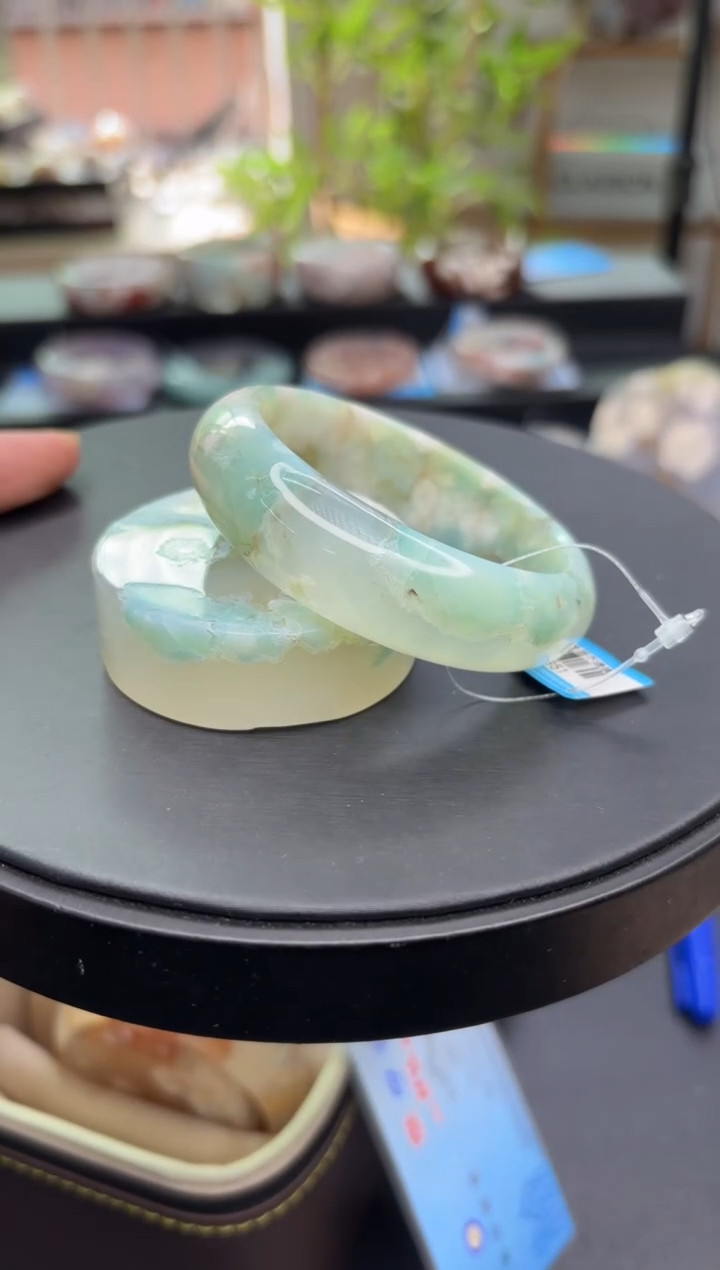 【闪购商品】石英质玉手镯未镶嵌C766(54圈赠送镯心)