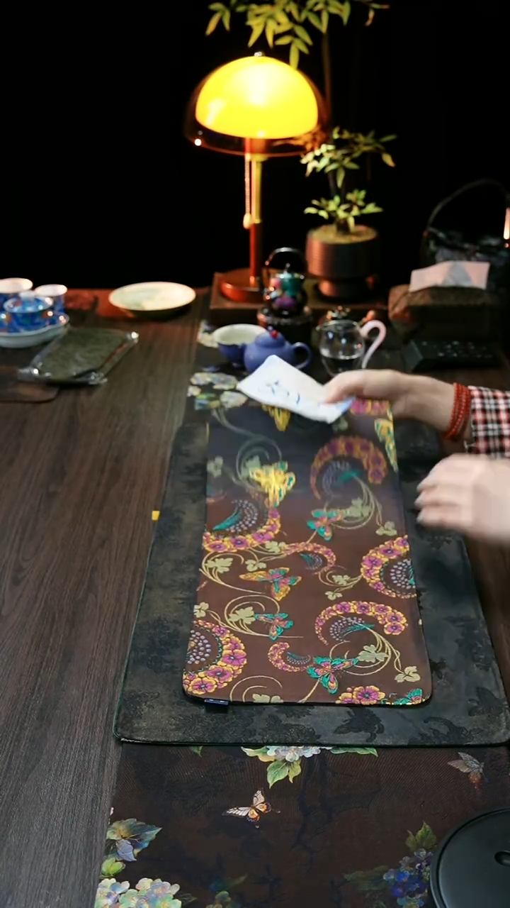 香云纱        蝶恋花 5023