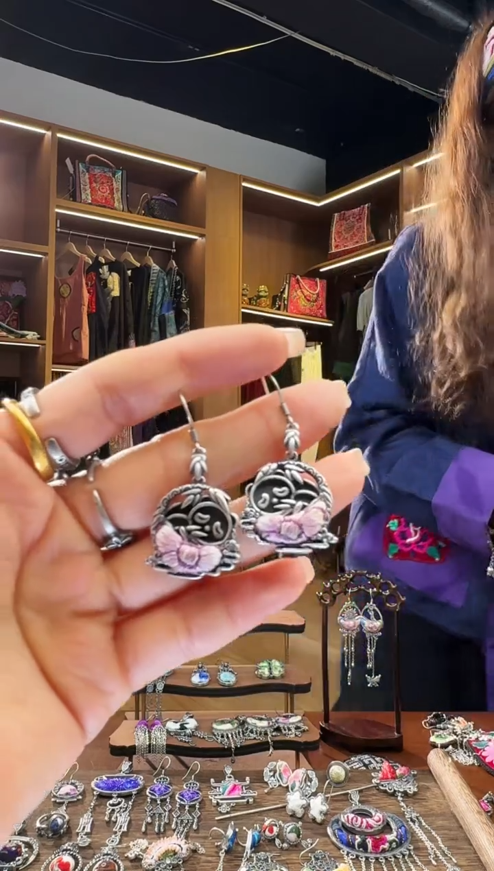 【闪购商品】织绣63黔东南苗族刺绣