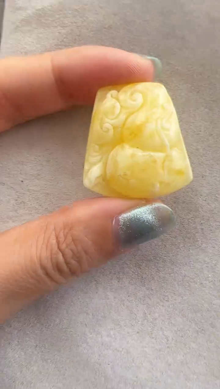 【闪购商品】琥珀裸石未镶嵌10217021-吊坠