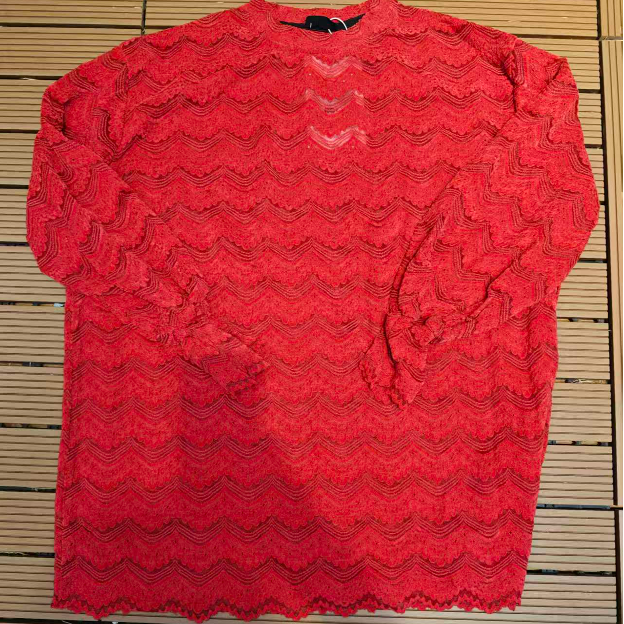 百搭大版时尚女士长款修身圆领绒绒红色网红蕾丝打底T68515 