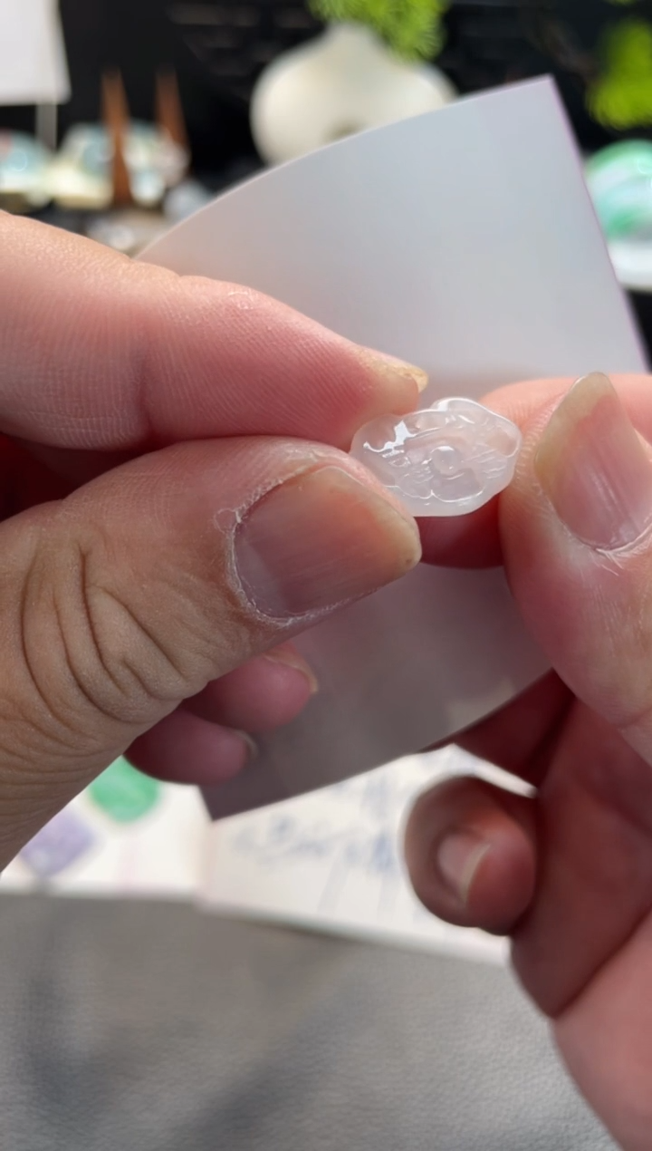 颈饰未镶嵌翡翠14号链接 有纹裂