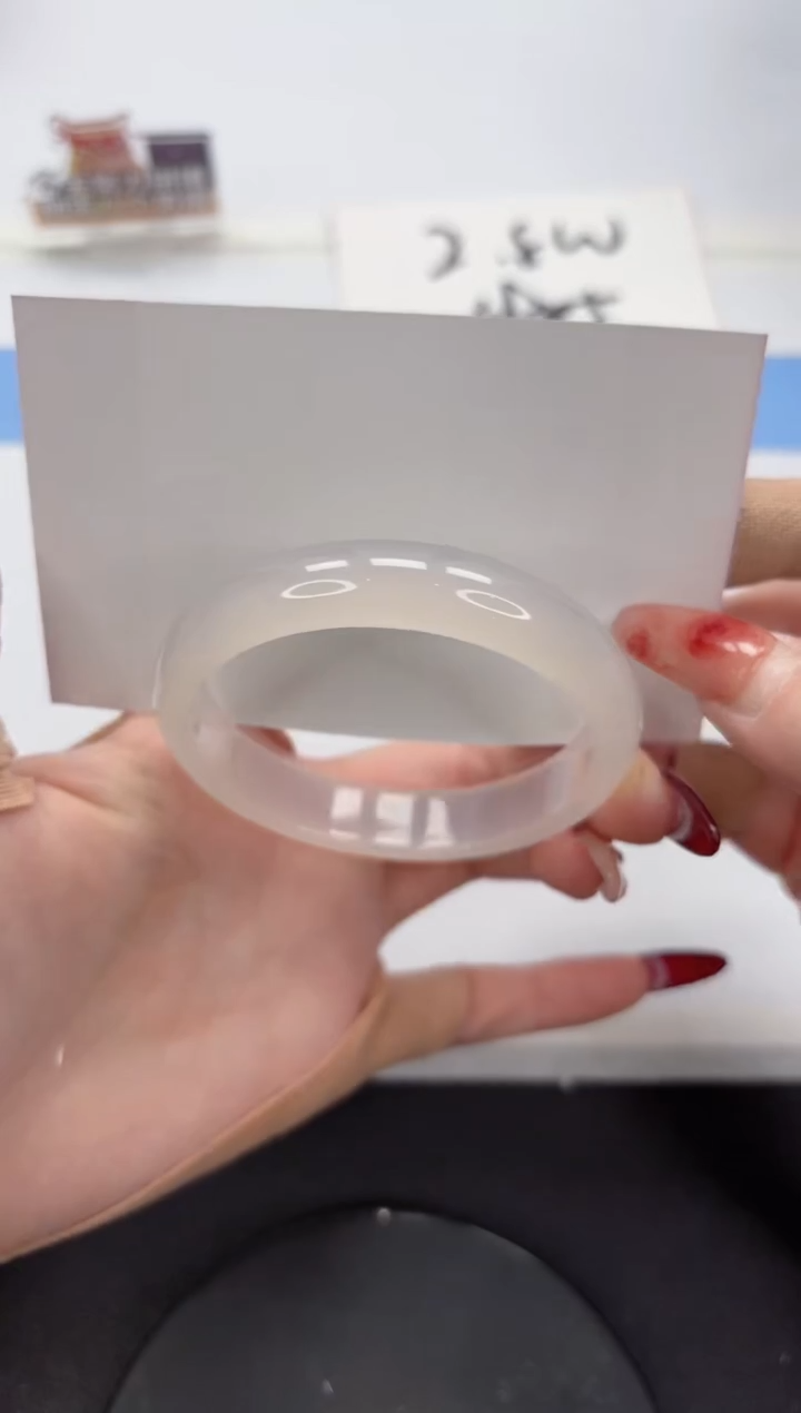 【闪购商品】石英质玉手镯未镶嵌A601-55