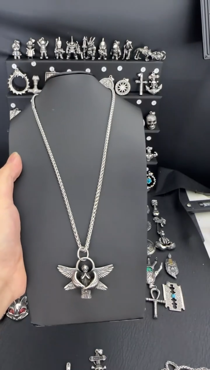 钛钢树脂天使吊坠搭配龙骨项链60CM长