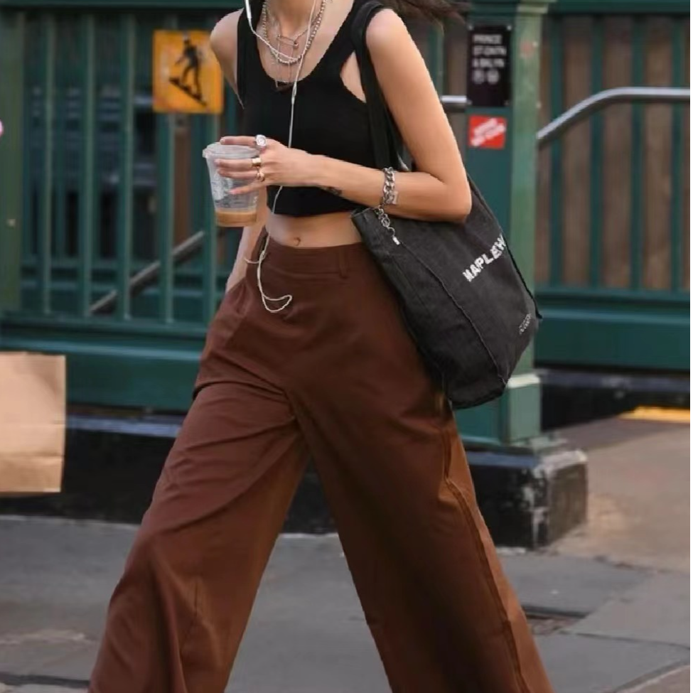 随机衣服一件，打底衫/美背