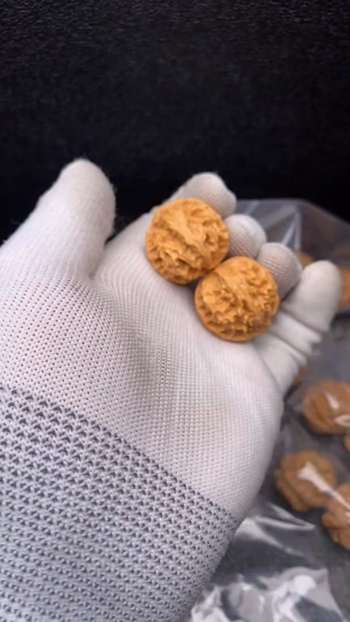 【闪购商品】文玩核桃把件010........