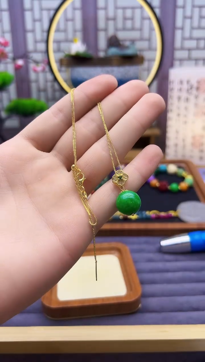 翡翠14K金镶嵌吊坠(赠链)D104