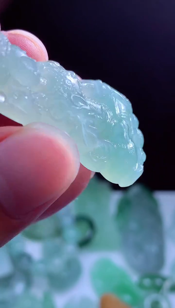 定制翡翠未镶嵌翡翠毛货定制