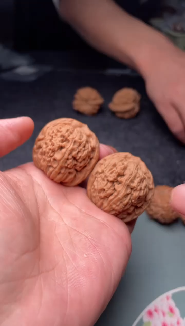 把件文玩核桃a259   莲花 39尺