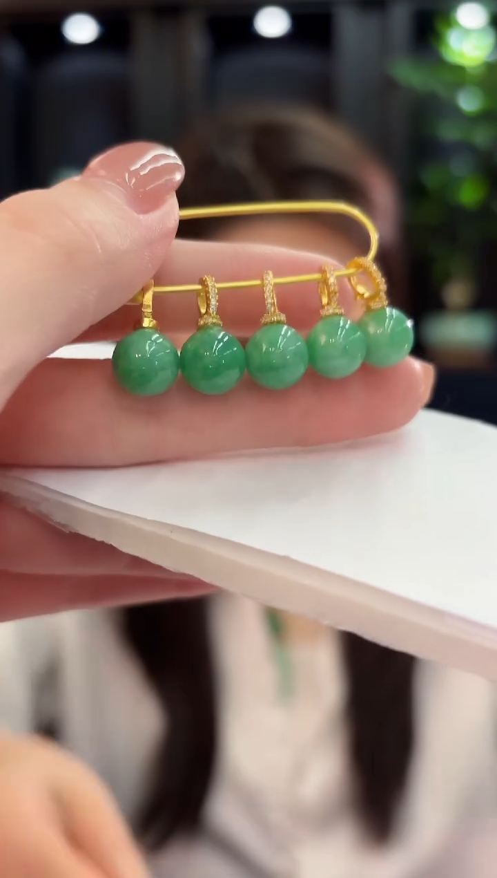 吊坠(不含链)未镶嵌翡翠缅甸A货/多样性发货/一件