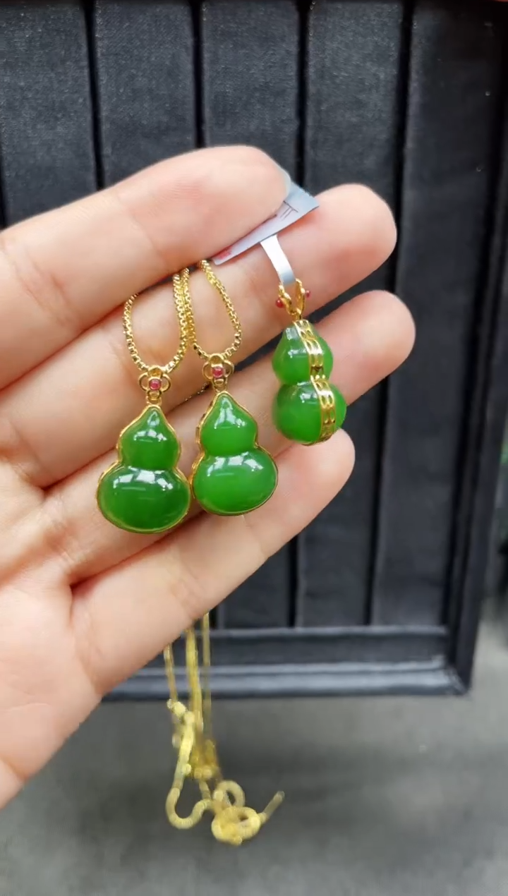 【闪购商品】和田玉吊坠18K金镶嵌25MM 多样性发一