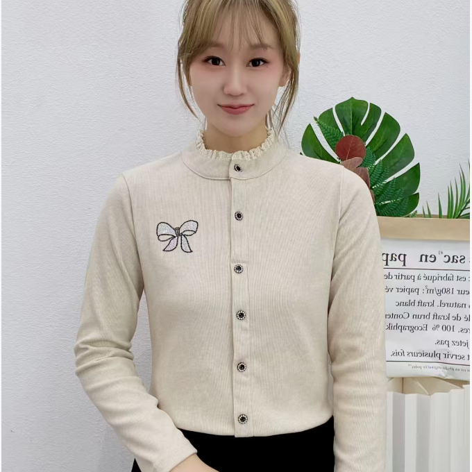 冬季新款女士上衣时尚烫钻洋气百搭气质减龄蕾丝花边领长袖衬衫