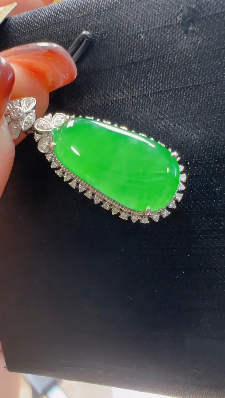 【闪购商品】翡翠吊坠(不含链)18K金镶嵌多样性团购发一件