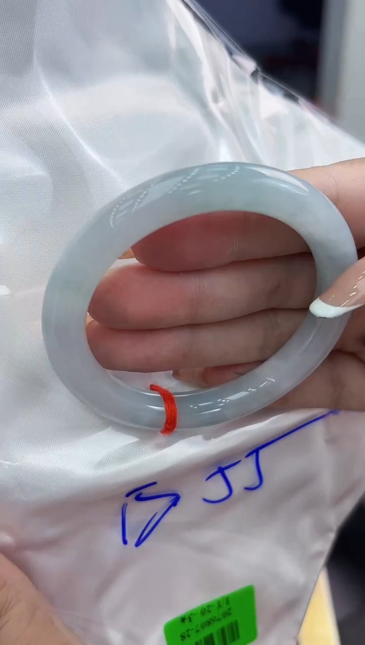 【闪购商品】翡翠手镯未镶嵌翡翠手镯